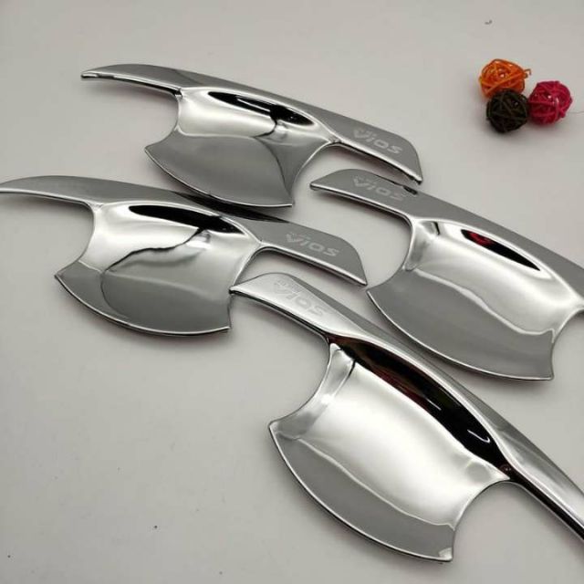 Ốp hõm và tay nắm cửa Vios 2019-2020