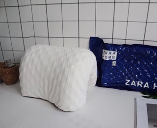 Gối cao su non zara home