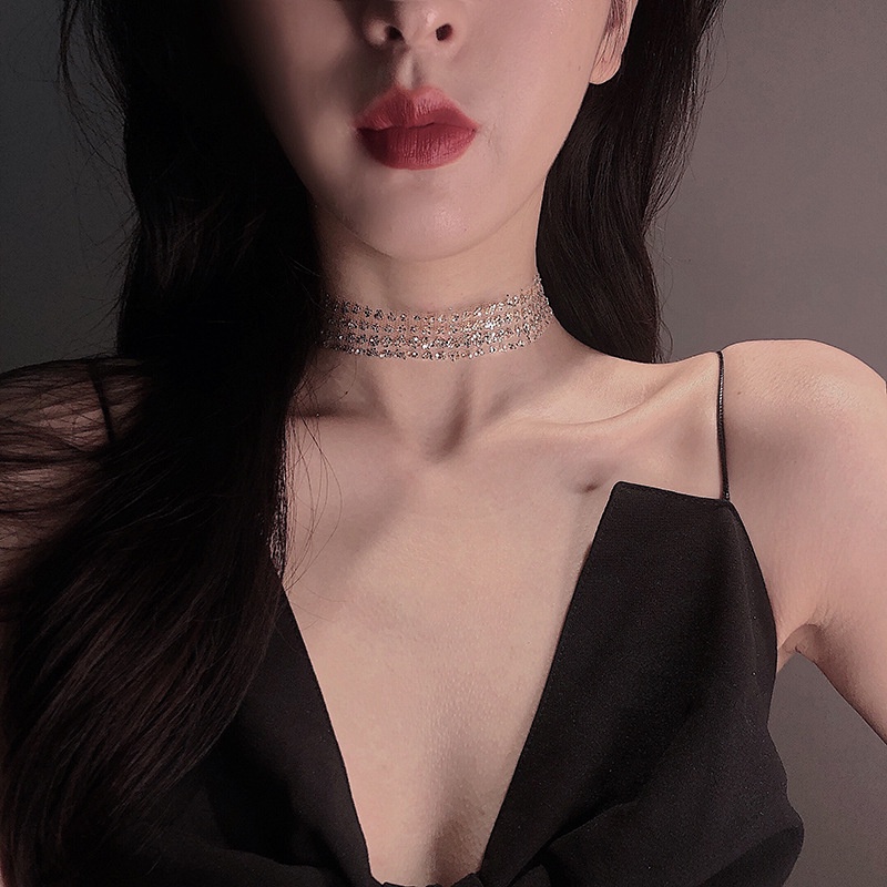 Vòng Cổ Choker Đính Kim Sa Lấp Lánh Thời Trang Cho Nữ