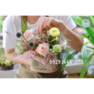 Giỏ cói siêu xinh để cắm hoa giả decor