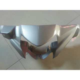 Ốp đầu trước (Nắp trước tay lái) Taurus bạc