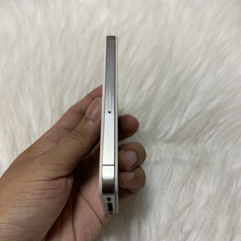 ĐIỆN THOẠI IPHONE 4s QUỐC TẾ 16g