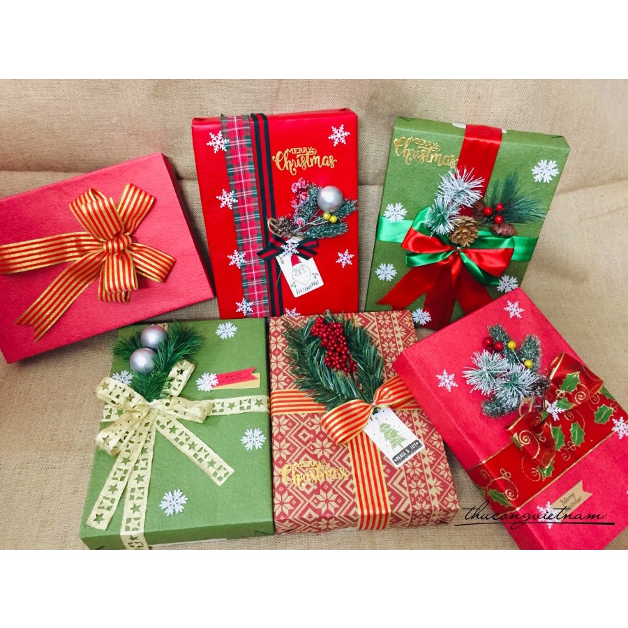 Hộp Quà To Gói Sẵn Phong Cách Giáng Sinh