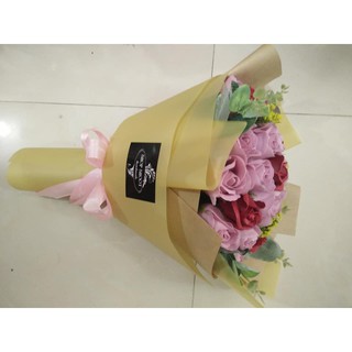 BÓ HOA SÁP 30 BÔNG NUDE PHỐI ĐỎ ĐÔ