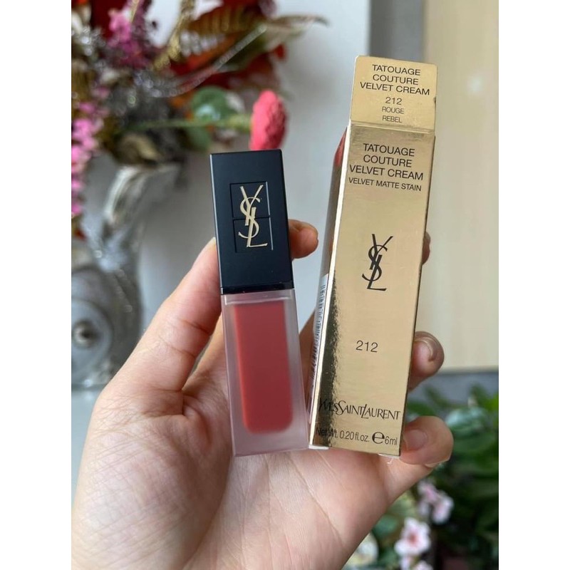 Son kem Ysl màu 212 ( đỏ cam cháy Tatouage Couture Velvet Cream Matte Lip Stain )