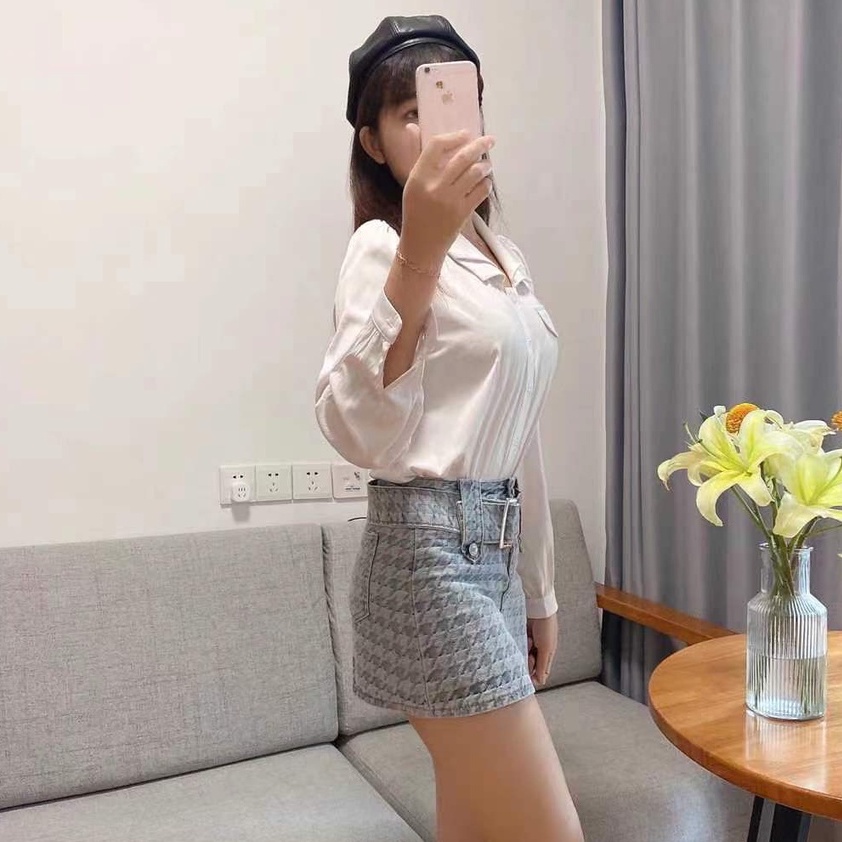 Váy denim mini lưng cao dáng ôm kích thước lớn phong cách mới mùa hè 2023