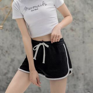 Quần sooc nữ thể thao sọc [SIÊU HOT] chất liệu da cá