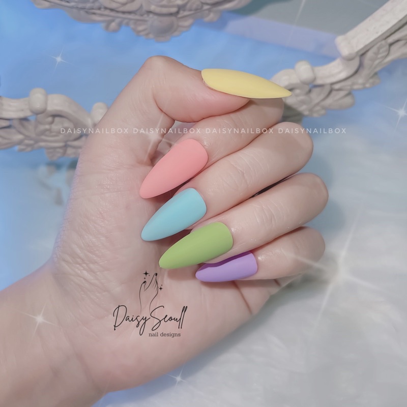 Nailbox màu pastel sơn lì