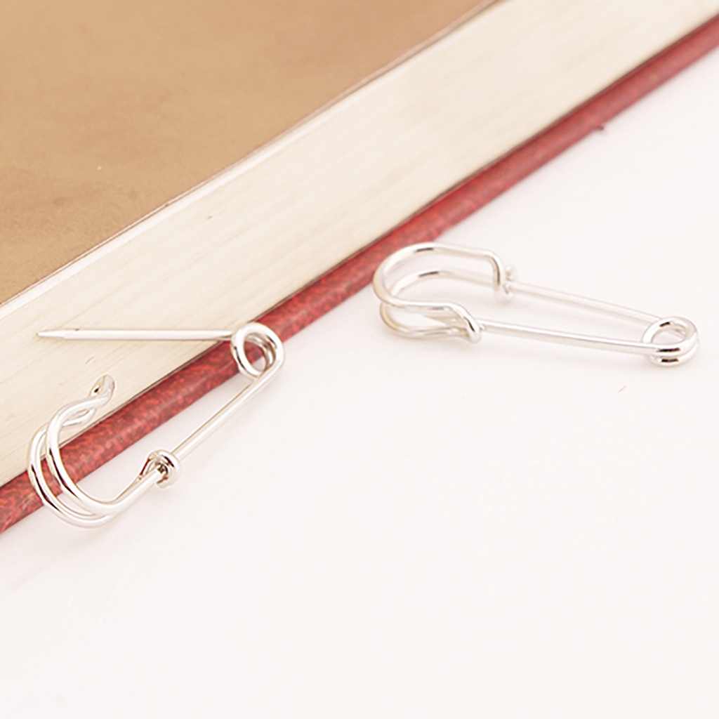 Cặp khuyên tai hình ghim bấm sang trọng quý phái dành cho nữ