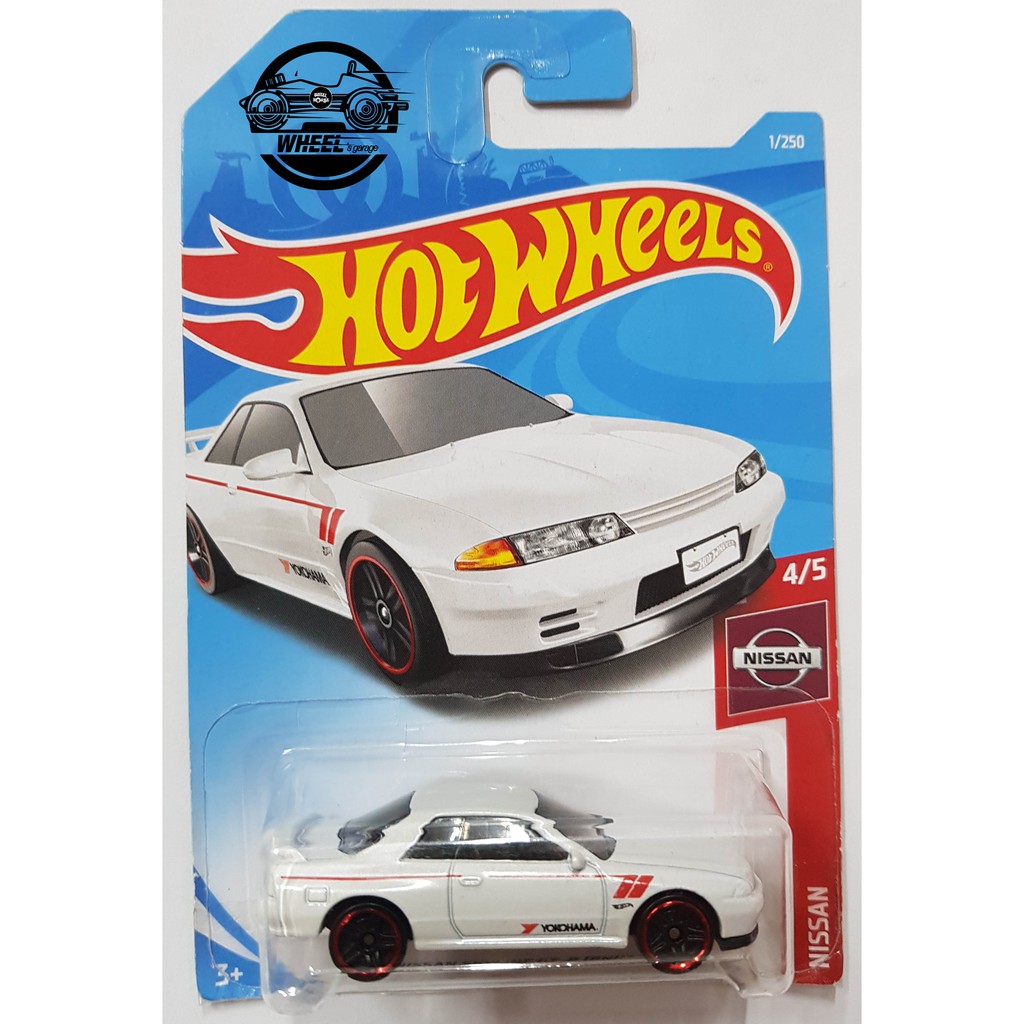 Xe mô hình đồ chơi Hotwheels cơ bản 1:64 - Nissan Skyline GT-R (BNR32)