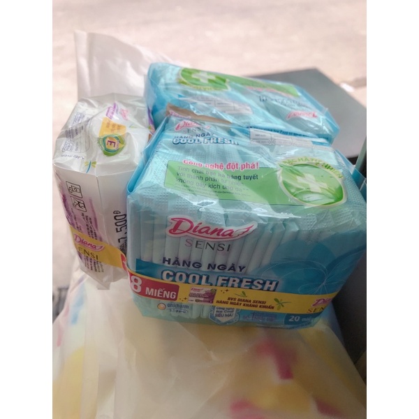 [ Mua 2 tặng 1] Tặng 1 gói HN kháng khuẩn khi mua 2 gói Băng vệ sinh hàng ngày Diana Sensi cool frseh gói 20 miếng
