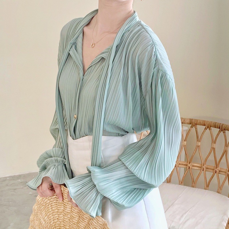 Áo sơ mi dập ly tay bèo - Sulli Pleated Shirt