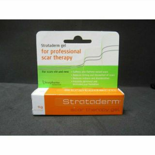 Gel hỗ trợ trị sẹo lâu năm Strataderm Thụy Sĩ