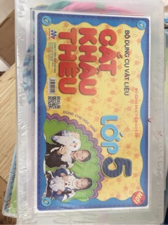 Bộ cắt khâu thêu lớp 5
