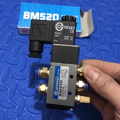Van điện từ khí nén shako Bm 520 van khí nén 5/2