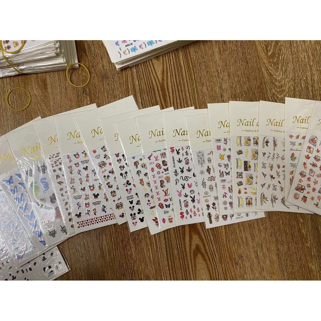 STICKER LẤY NGẪU NHIÊN MÃ NHÉ Ạ