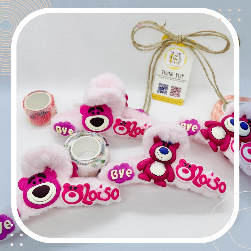 KẸP TÓC BÔNG GẤU DÂU LOTSO HỒNG NHẠT