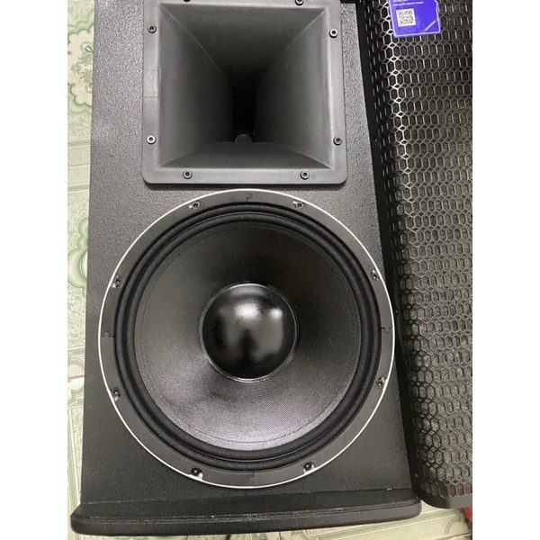 LOA RCF - LOA RCF TỪ NEO- GIÁ 1 CHIẾC