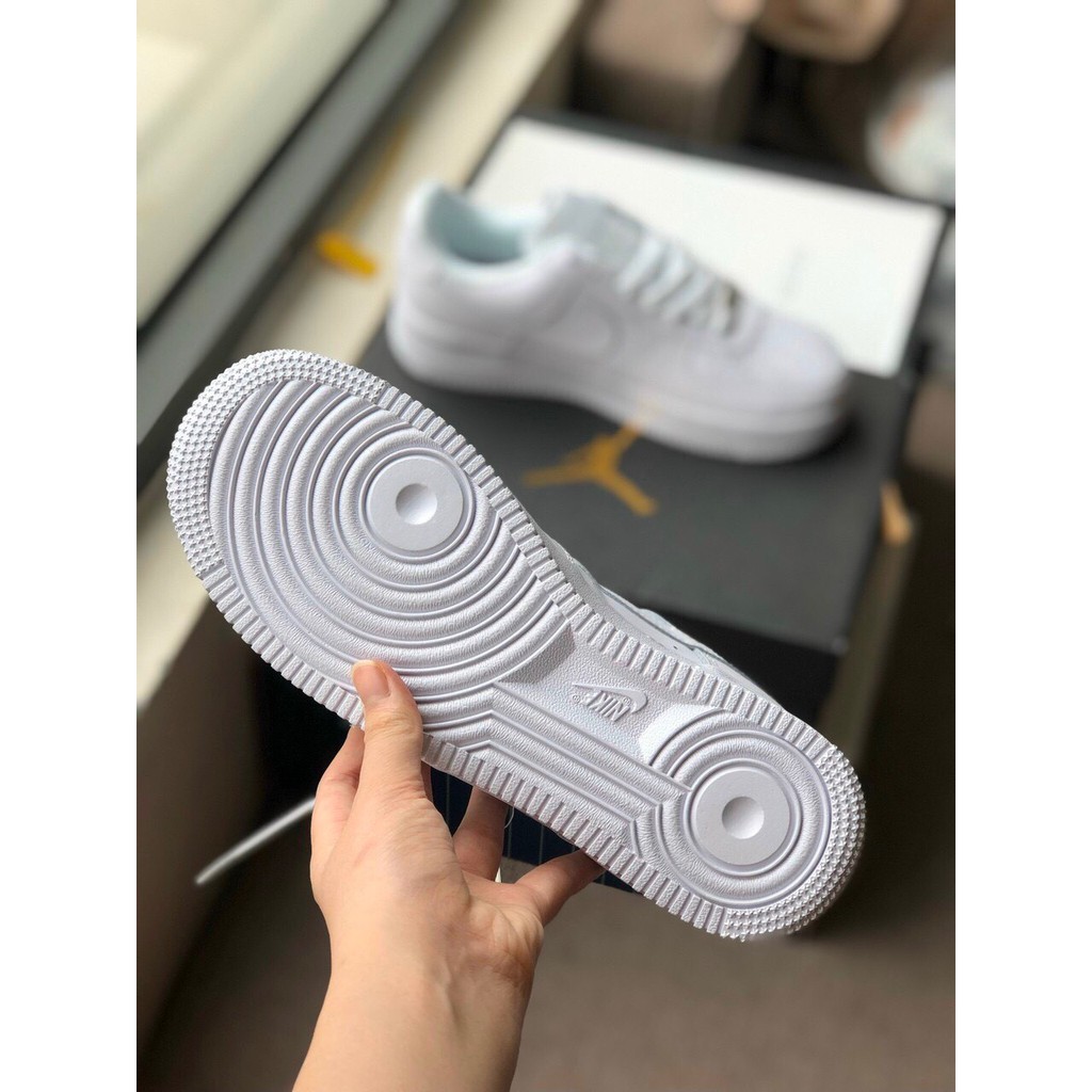 Giày thể thao AF1 [Chuẩn 1:1] màu trắng,[Mã NAT2 voucher giảm 15k] Cao 3cm, NK AF1 Full trắng +Full bill-Hunger.Store HN | BigBuy360 - bigbuy360.vn