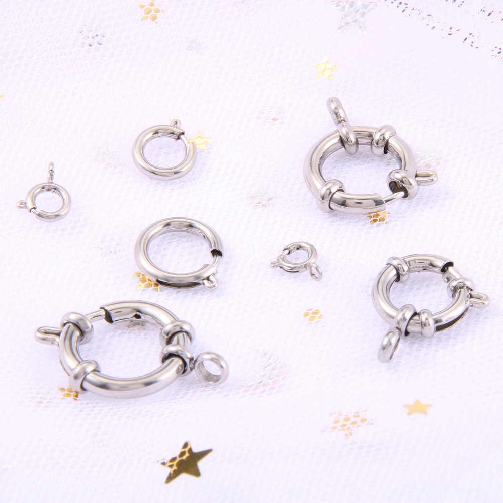 Móc khóa tròn dây chuyền hoặc lắc tay bằng titan không đen vĩnh viễn - KTT22001