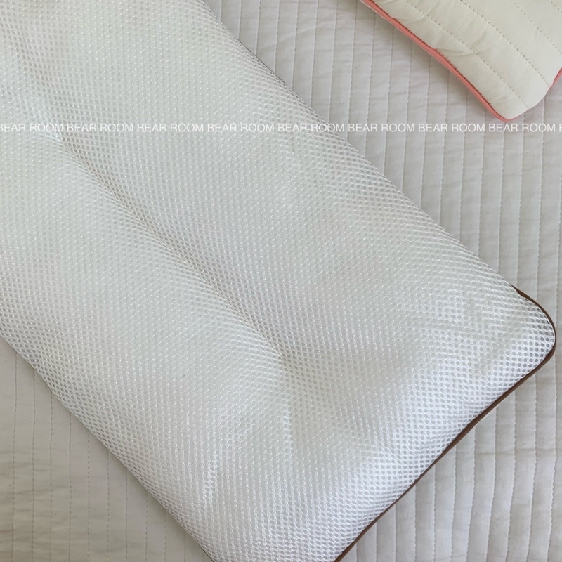 Gối bông thêu thỏ, gấu mềm mịn thoáng khí cho bé