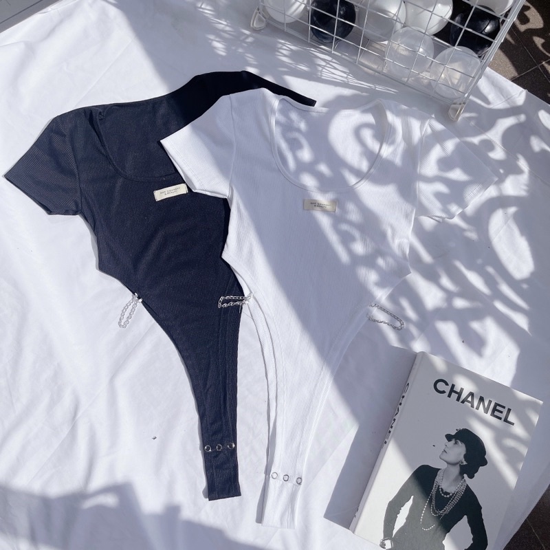 Áo Bodysuit ôm cổ U phối xích eo - Kèm hình thật