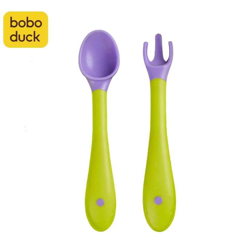 Bộ Muỗng Nĩa Xoắn Bằng Gel silica Boboduck Dành Cho Bé Tập Ăn