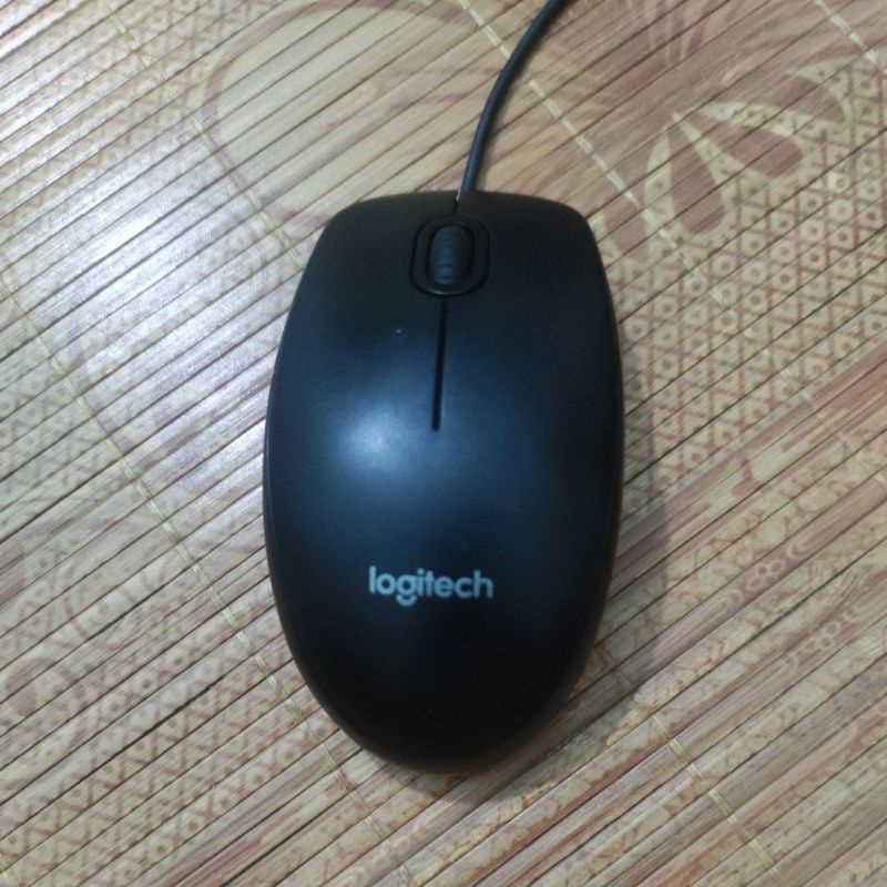 Chuột có dây Logitech B100