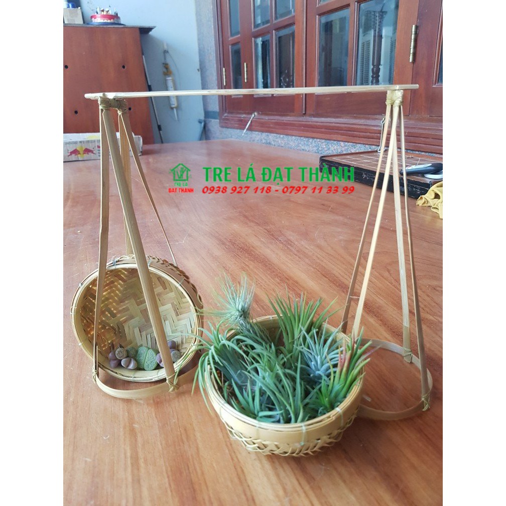 Quang gánh mây tre mini cạo tinh trang trí