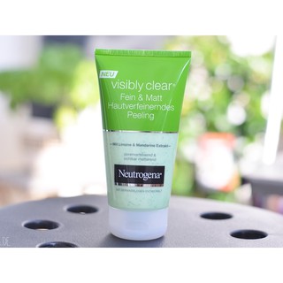 Sữa rửa mặt tẩy da chết Neutrogena