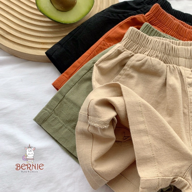 Quần sooc hè Unisex Bernie vải linen mềm mại cho bé từ 8-21kg - 22Q016