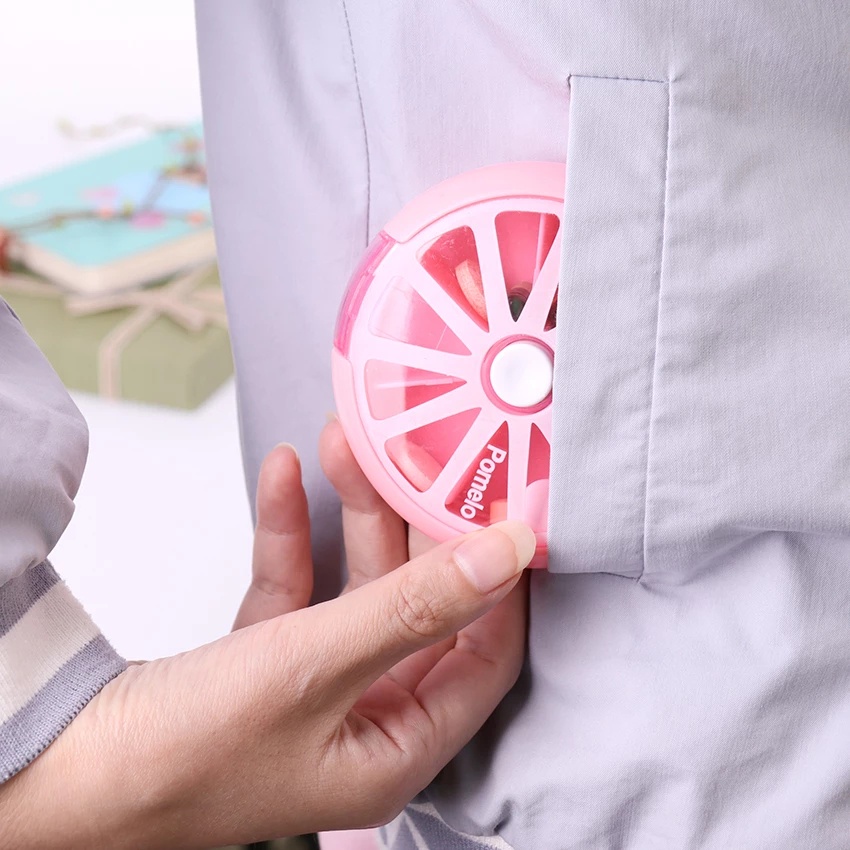 Hộp Đựng Thuốc/Trái Cây 7 Ngăn Trong Suốt Dạng Xoay Tiện Dụng