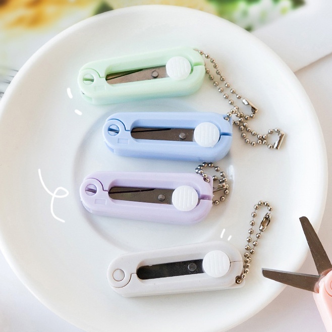 Kéo cỡ nhỏ đa năng xinh xắn có thể gấp gọn tiện lợi