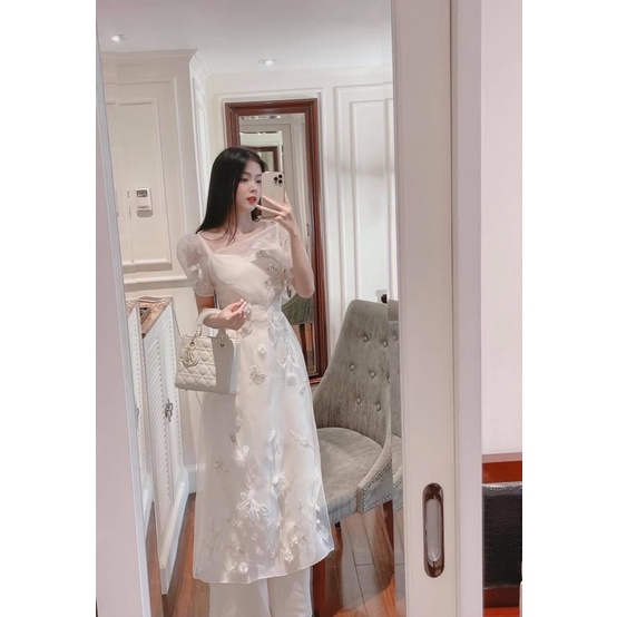 ÁO DÀI TRẮNG THIẾT KẾ TIỂU THƯ SANG CHẢNH