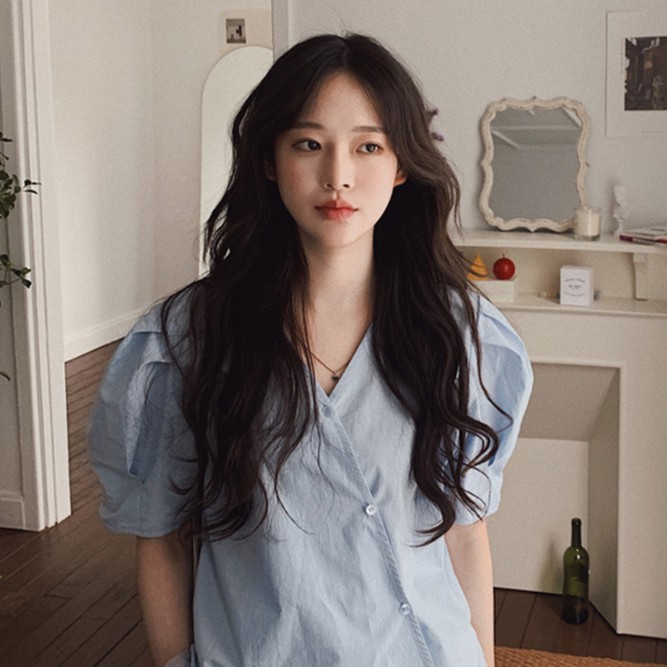 Áo Tay Phồng Cổ Chữ V Màu Trơn Thanh Lịch Dành Cho Nữ 34154