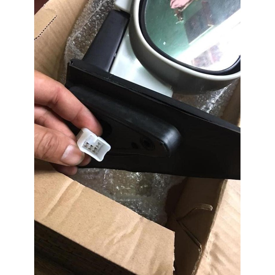 Gương chiếu hậu Nubira : có chỉnh mặt bằng điện -tặng vòng xoay hương hoa