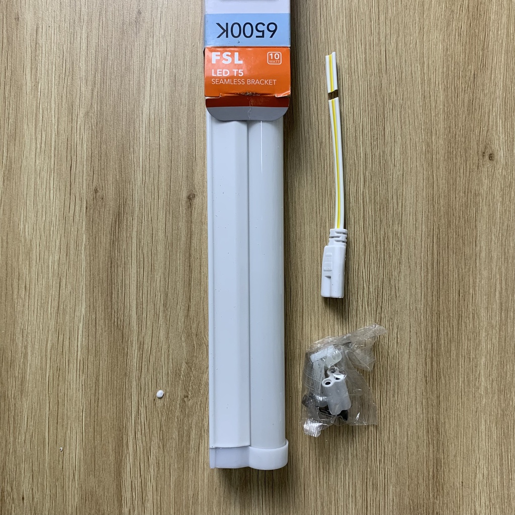 Đèn LED T5 liền máng 1M2 FSL tiết kiệm điện