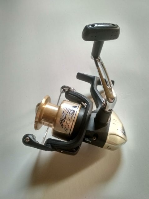 Máy câu cá đứng Shimano AX 4000