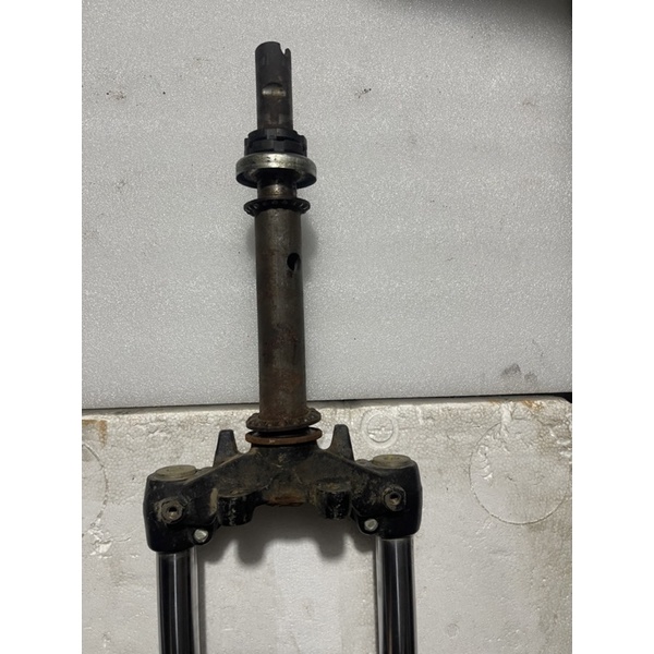 Vai thụt trước xe máy Sirius 110cm của Yamaha .