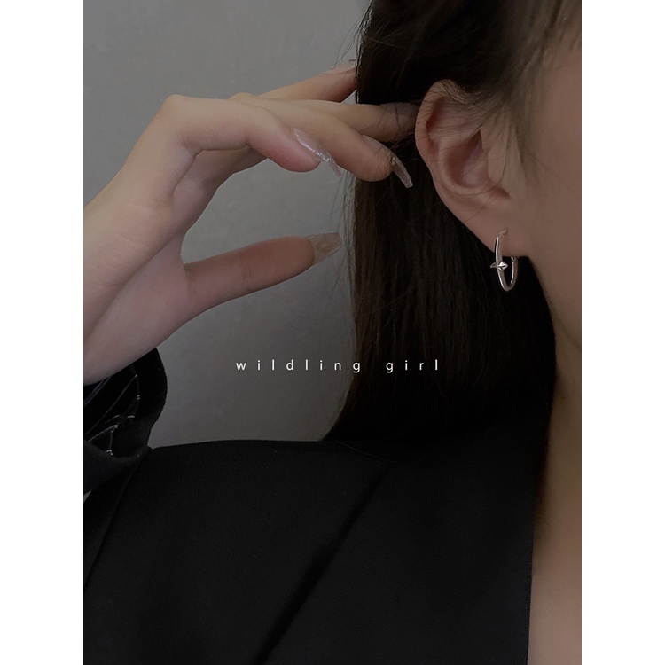 Khuyên Tai Tròn Kim Loại Màu Bạc Phong Cách hip hop