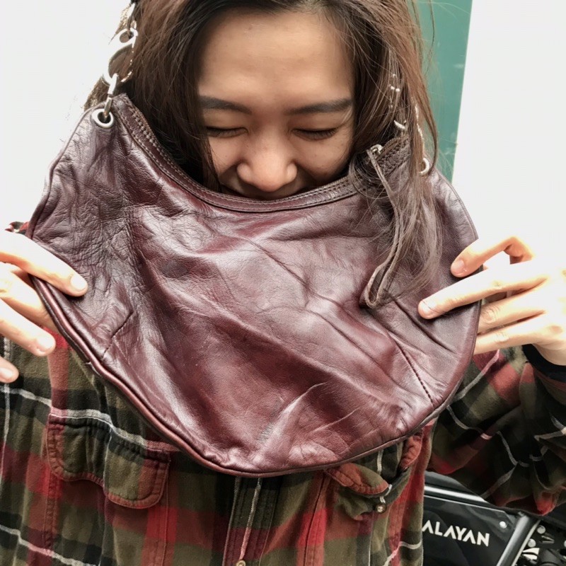 Túi kẹp nách hàng si, giá bao gồm phí shopee rồi