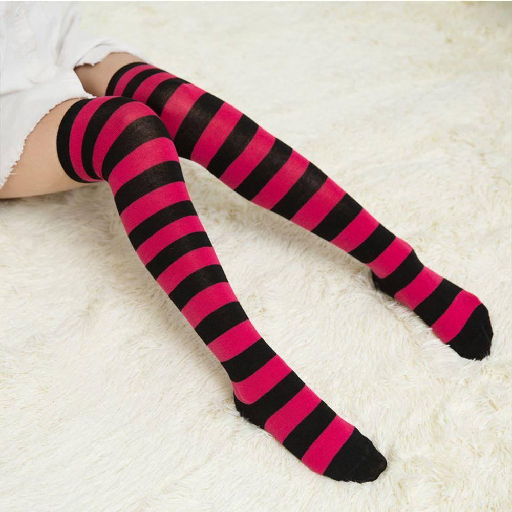 1 Đôi Tất Sọc Cao Qua Gối Dễ Thương