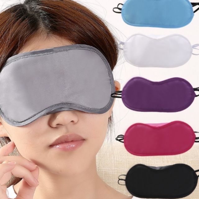 Khăn bịt mắt khi tắm nắng