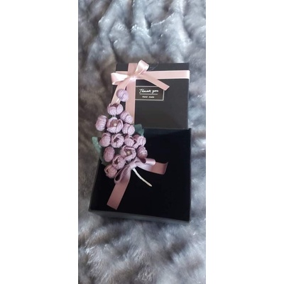 Hoa linh lan cài áo siêu xinh