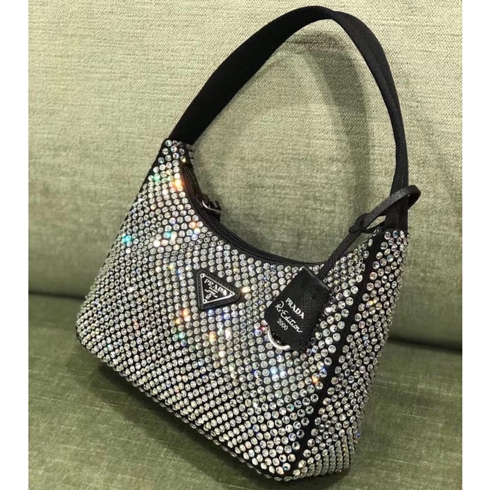 Túi kẹp nách prada đính đá vân tiny