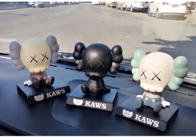 Mô hình chibi Kaws