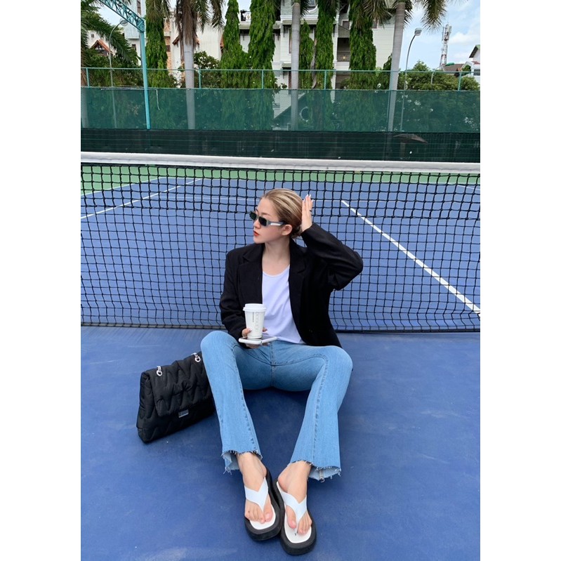 quần jeans ống loe LEN cắt lai màu nhạt 7401