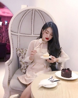 Hoa nơ cài áo