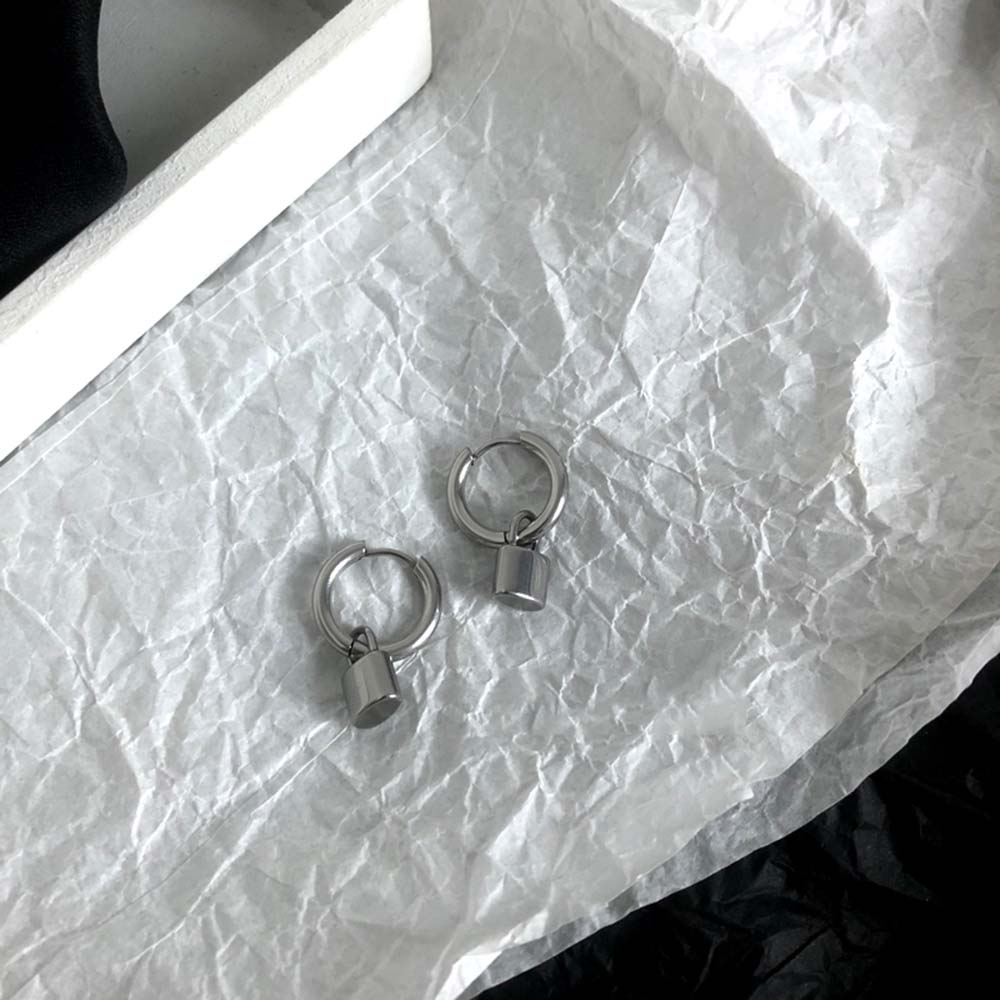 Khuyên tai hình ổ khóa độc đáo thời trang cá tính cho nam và nữ