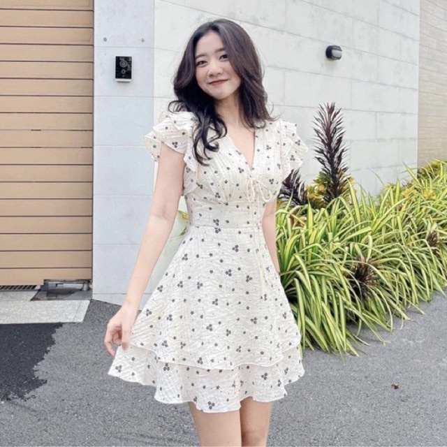 Váy jum đầm đũi xoè tầng hoa nhí cổ V tay bèo cánh tiên siêu xinh L1 hv su om